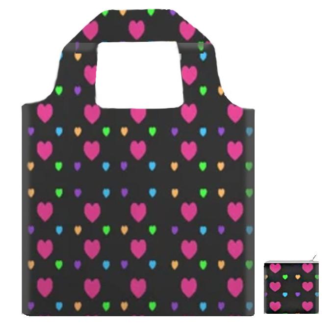 Hearts replace polka dots on this great tote bag.